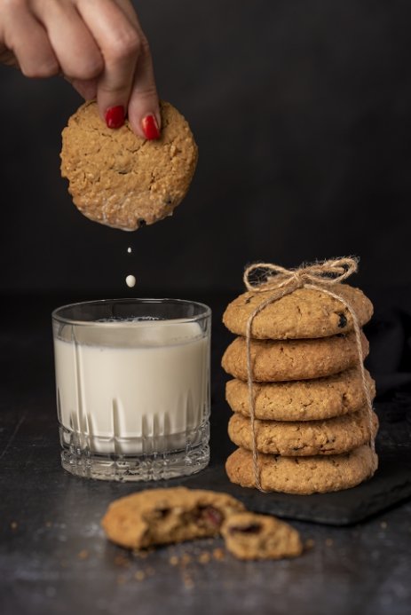 Oksana Karuna Milk and Cookie Photography